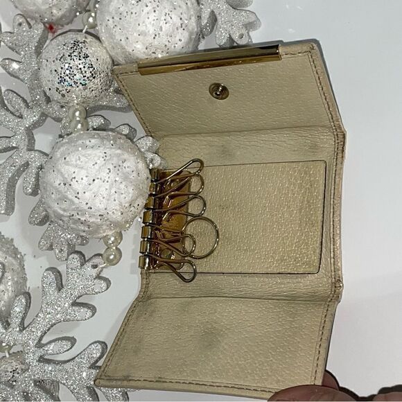 AUTHENTIC GUCCI GG LOGO 6 KEY WALLET - Picture 9 of 10